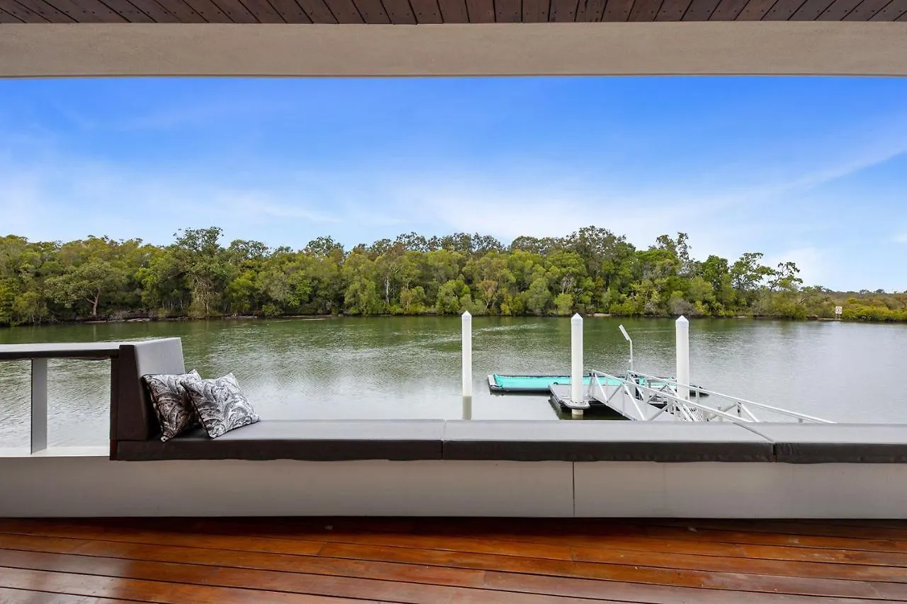 Modern Riverview Escape With Private Pool Noosaville Austrália